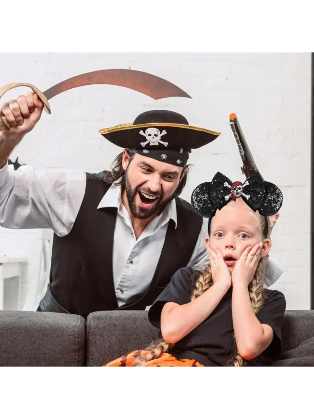 Women Pirates Black Sequin Bow Mickey Mouse Hair Headband  display picture 1